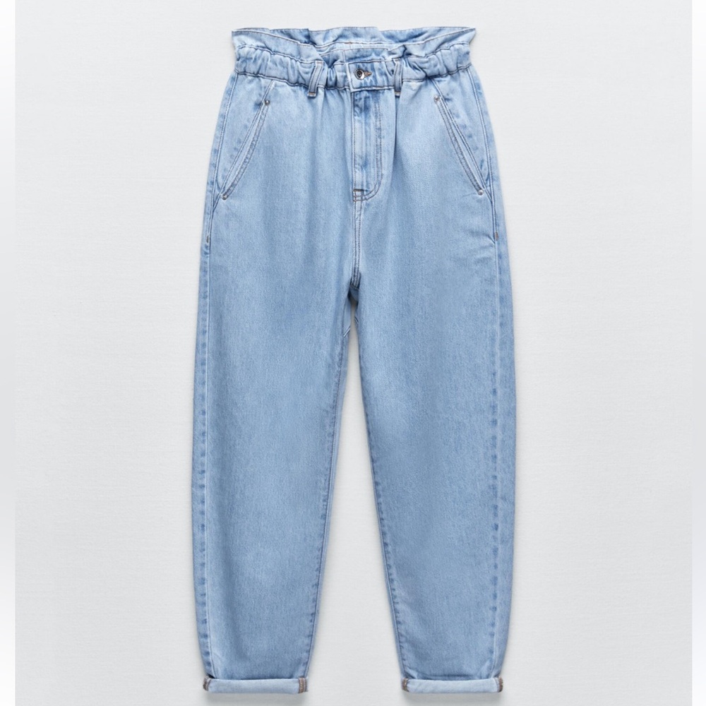 Zara Baggy Paperbag Jeans lightwash elastic waist jeans size 2